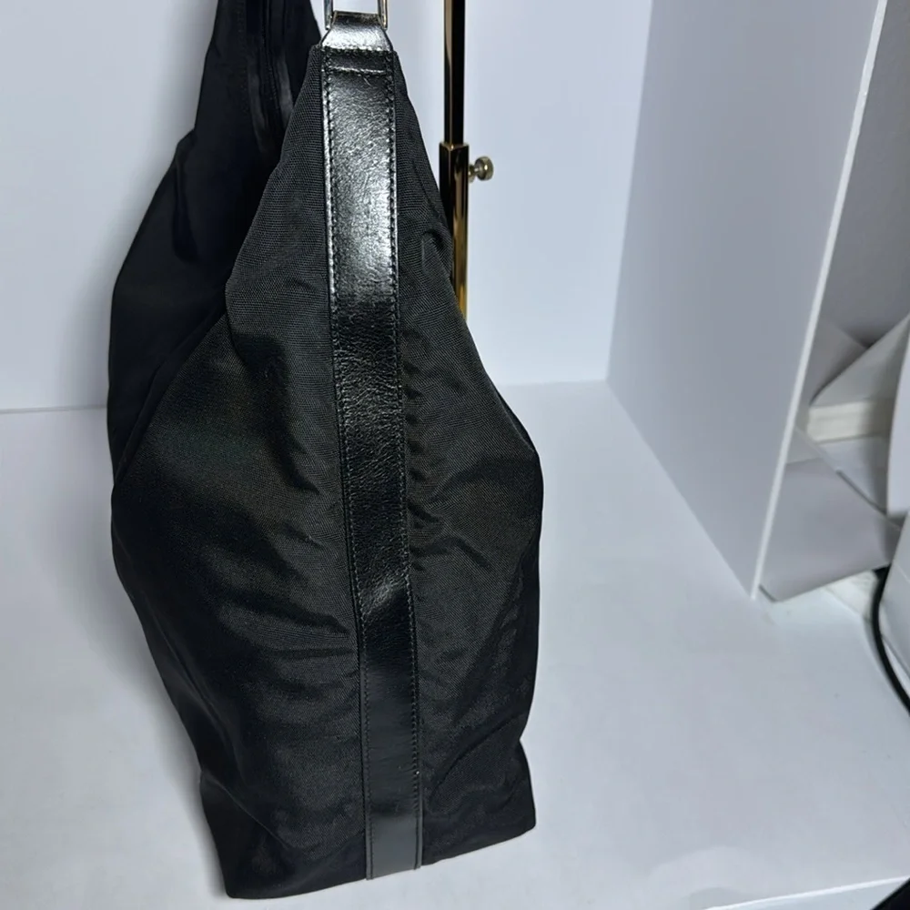 FANTASTIC GUCCI SLOUCHY CROSSBODY W DETACHABLE LEATHER STRAP - Picture 5 of 14